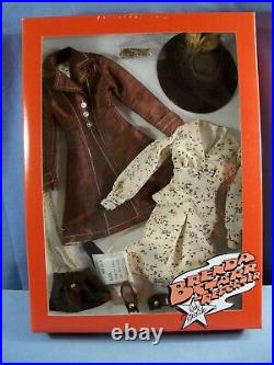 Tonner Effanbee Brenda Starr Reporter FIT TO PRINT Outfit Only