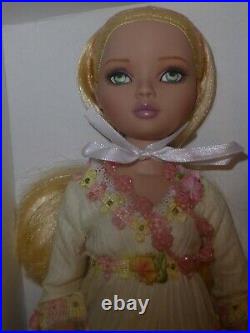 Tonner Ellowyne Doll Pale Memories in partial outfit great condition rare