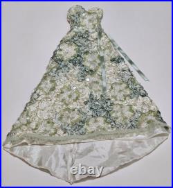 Tonner Ellowyne Wilde 16 Doll Melancholy Melody Green Floral Dress Tonner Ellowyne Wilde 16 Doll Melancholy Melody Green Floral Dress