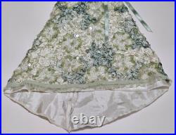 Tonner Ellowyne Wilde 16 Doll Melancholy Melody Green Floral Dress Tonner Ellowyne Wilde 16 Doll Melancholy Melody Green Floral Dress