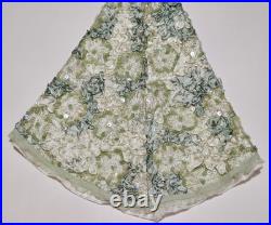 Tonner Ellowyne Wilde 16 Doll Melancholy Melody Green Floral Dress Tonner Ellowyne Wilde 16 Doll Melancholy Melody Green Floral Dress