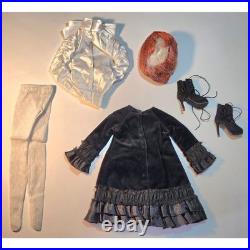 Tonner-Ellowyne Wilde 16 Doll Outfit & Wig Seriously Dressed (As shown)