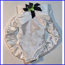 Tonner-Ellowyne Wilde 16 Doll Outfit & Wig Seriously Dressed (As shown)