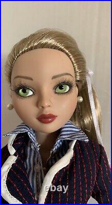 Tonner Ellowyne Wilde Doll Adrift Fashion On Doll With Green Inset Eyes Glasses