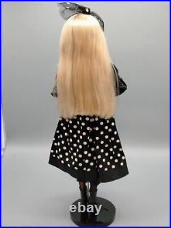Tonner Ellowyne Wilde Doll and rare Dots Enough Outfit Excellent Condition