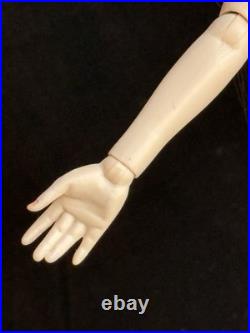 Tonner Ellowyne Wilde Feeling Drained Fashion Doll Box + Outfit and Accessories