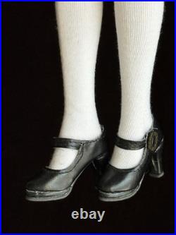 Tonner Ellowyne Wilde Feeling Drained Fashion Doll Box + Outfit and Accessories