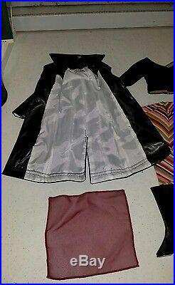 Tonner Emme Doll Escapade Outfit Long Skirt & Black Coat top Scarf Jewelry Boots