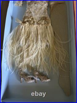 Tonner Enticing Antoinette 16 Fashion Doll Outfit