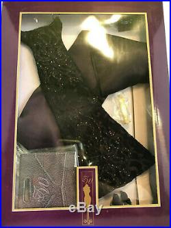 Tonner Fashion Design Weekly Awards 99815 Tyler Wentworth Outfit In Orig Box