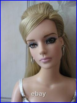 Tonner Fashion Doll Sydney A Go Go Age Of Innocenceconvention Ltd Only 125