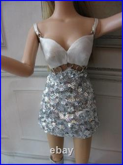 Tonner Fashion Doll Sydney A Go Go Age Of Innocenceconvention Ltd Only 125