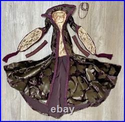 Tonner GOTHIC ROMANCE 19 Evangeline Ghastly Parnilla OUTFIT Mint & Dramatic