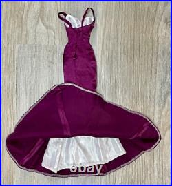 Tonner GOTHIC ROMANCE 19 Evangeline Ghastly Parnilla OUTFIT Mint & Dramatic