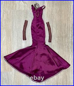 Tonner GOTHIC ROMANCE 19 Evangeline Ghastly Parnilla OUTFIT Mint & Dramatic