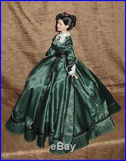 Tonner GWTW Scarlett 16 Doll Christmas 1863 + Black Coat + Bonus! Outfit Only