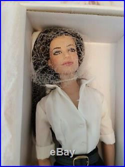 Tonner Get Smart Anne Hathaway doll in Signature Style outfit Mint 2008