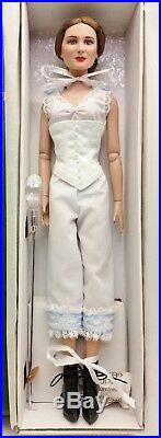Tonner Gone with the Wind Basic Melanie dressed in Scarlett basic outfit