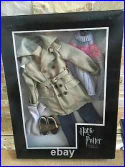 Tonner HARRY POTTER 17 HERMIONE GRANGER WEEKEND TOGS Doll Clothes Outfit NRFB