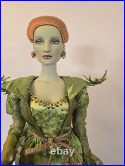 Tonner Haunted Stroll Wizard of Oz 16 Vinyl Doll