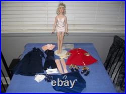 Tonner Kitty Collier 18 Blonde Doll w Lingerie Enchante & Shopping Chic Outfits