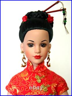 Tonner Kitty Collier Year of the Dragon Doll complete