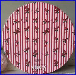 Tonner Kitty Doll Christmas Hatbox Gift Set 2004 10 NRFP EXTRA Outfits