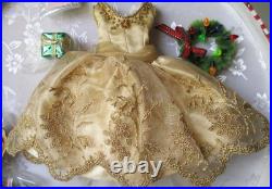 Tonner Kitty Doll Christmas Hatbox Gift Set 2004 10 NRFP EXTRA Outfits