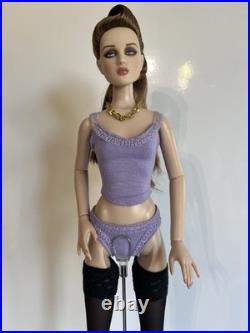 Tonner LE 150 Antoinette Picturesque in Sassy RTW Outfit 16 Fashion Doll