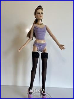 Tonner LE 150 Antoinette Picturesque in Sassy RTW Outfit 16 Fashion Doll