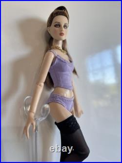 Tonner LE 150 Antoinette Picturesque in Sassy RTW Outfit 16 Fashion Doll
