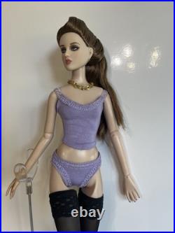 Tonner LE 150 Antoinette Picturesque in Sassy RTW Outfit 16 Fashion Doll