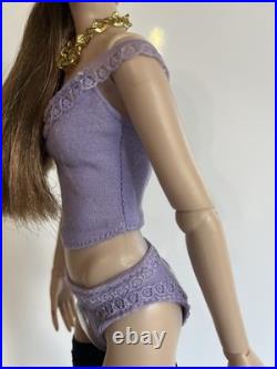 Tonner LE 150 Antoinette Picturesque in Sassy RTW Outfit 16 Fashion Doll