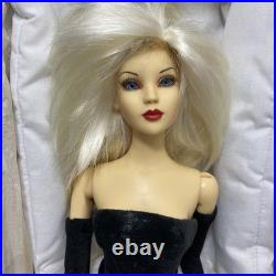 Tonner Lady G Doll In Tyler Wentworth Dress with Extra Wigs Convention Resin READ