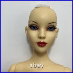 Tonner Lady G Doll In Tyler Wentworth Dress with Extra Wigs Convention Resin READ