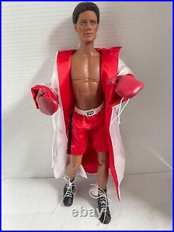 Tonner Matt 17 vinyl AA DOLL RUSSELL WILLIAMS in Ashton Drake BOXING OUTFIT