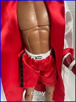 Tonner Matt 17 vinyl AA DOLL RUSSELL WILLIAMS in Ashton Drake BOXING OUTFIT