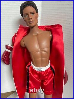 Tonner Matt 17 vinyl AA DOLL RUSSELL WILLIAMS in Ashton Drake BOXING OUTFIT