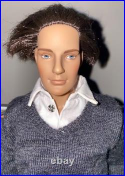 Tonner Matt University Cool Sean O'Neill rebodied on Harry Potter at Hogwarts