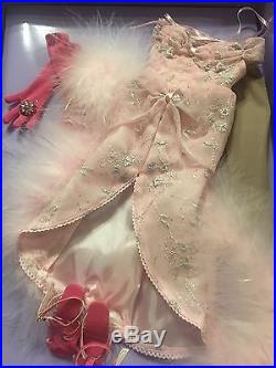 Tonner Miss Piggy Divine Swine Outfit (no doll) NRFB Pink & So Beautiful & Rare