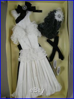 Tonner Moonlight Waltz Outfit for 22 American Model Doll