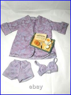 Tonner Morning News T7-TWOF-07 OUTFIT LE-500 Three-piece Loungewear Resin TRAY