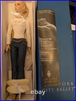 Tonner NYC Dress Rehearsal Emilie Blonde MIB Tonner NYC Dress Rehearsal Emilie Blonde MIB