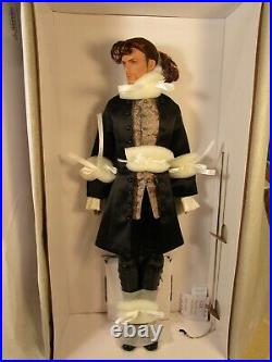 Tonner Outlander Jamie Fraser 17 inch dressed doll NRFB