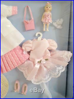 Tonner PINK PERFECTION Tiny Betsy McCall doll outfit 8 Gift Set NRFB dress coat