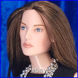 Tonner Phyn Aero Ryan Roche Basic 2 Sable RTB101 Doll VDC 2021 Outfit P18RRBD02
