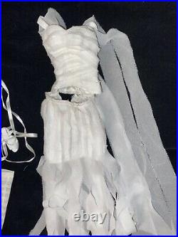 Tonner Re-Imagination 16 Vinyl DOLL Bride of Frankenstein MUMMY DEAREST Outfit
