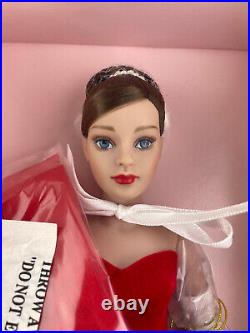 Tonner Red Velvet Cascade Tiny Kitty 10 Doll NRFB LE500 From 2004 IDEX Show