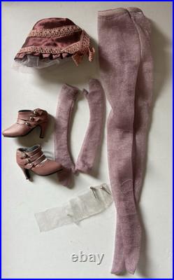 Tonner Renee Devereaux La Vie En Rose 16 outfit complete LE250