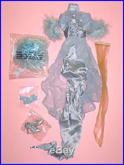Tonner Rosalind 22 American Model Fashion Doll OUTFIT